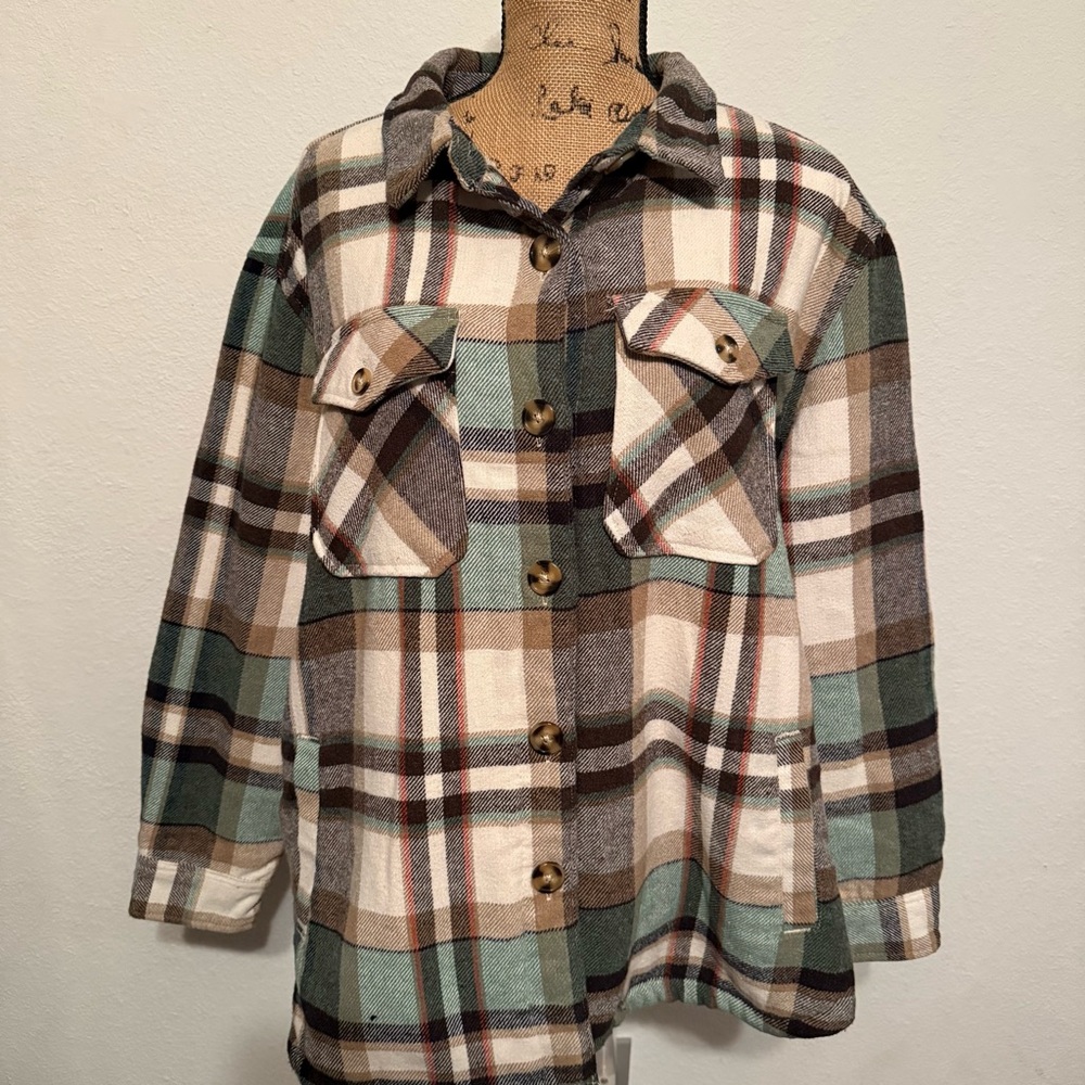 Member’s Mark Sherpa lined cream, green and tan Flannel Shirt Shacket XL